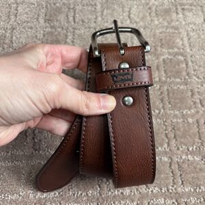 Levi's Coated Leather Belt Mens Small (30-32) Brown Casual Classic Minimal NWT